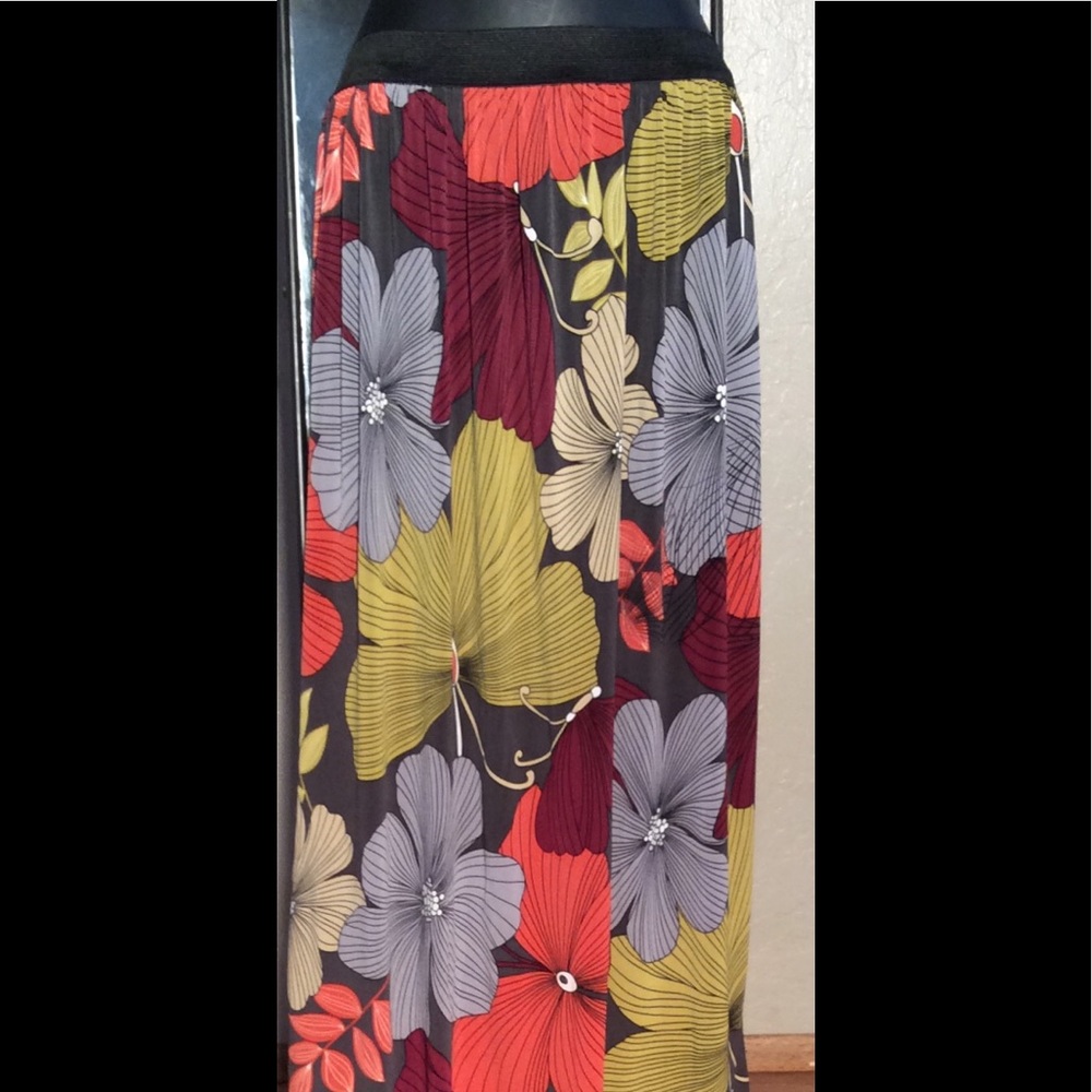 Beautiful Multiple color-skirt